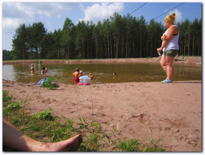 802x601 pixels (85K)